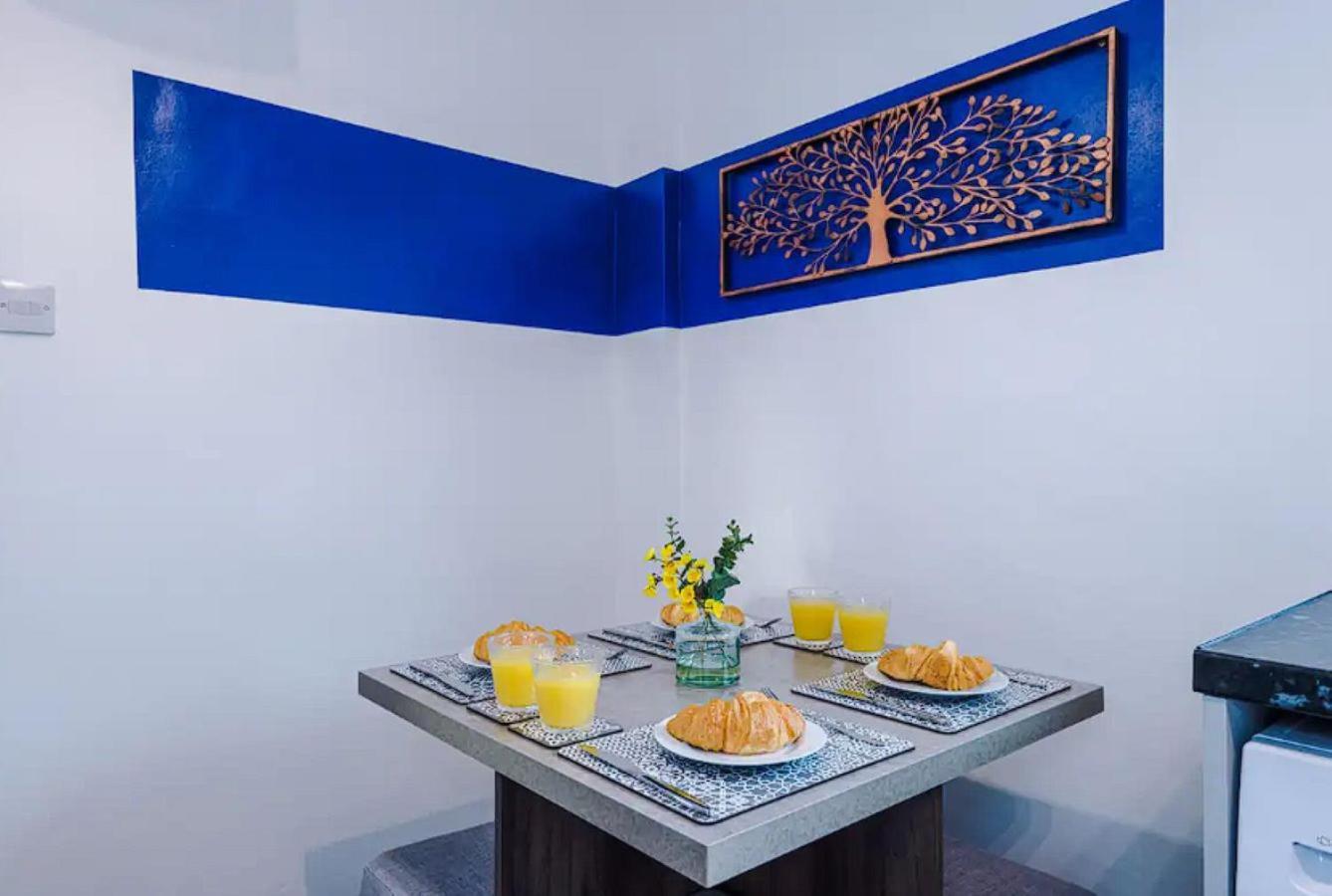 Charming And Modern 3br Steps Away From Center Rumah liburan